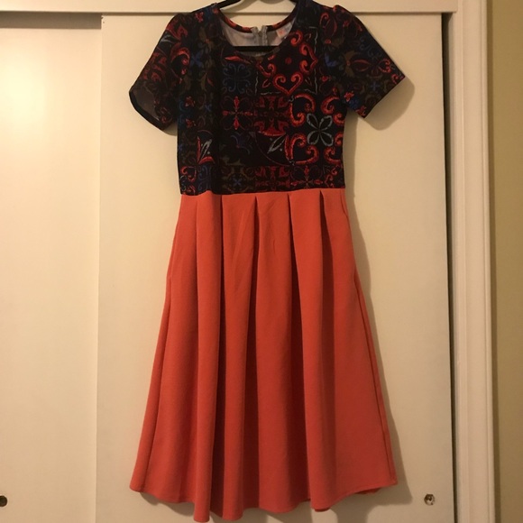 LuLaRoe Dresses & Skirts - LuLaRoe Amelia
